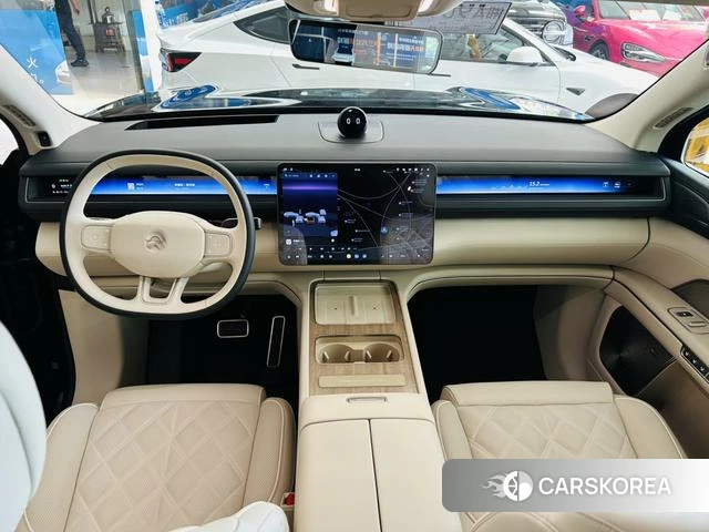 Weilai ES8 id 3993386 из Китая 9