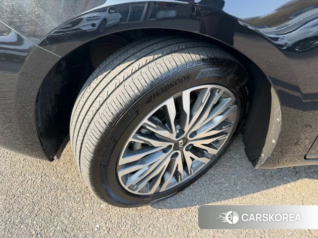 Kia K7 Premier Hybrid id 3911338 из Кореи 9