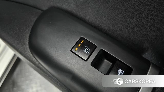 Hyundai Grandeur (GN7) id 3921694 из Кореи 9