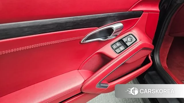 Porsche 911 id 3766797 из Кореи 9