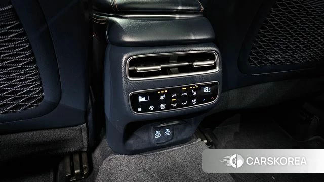 Genesis GV70 id 4897861 из Кореи 9