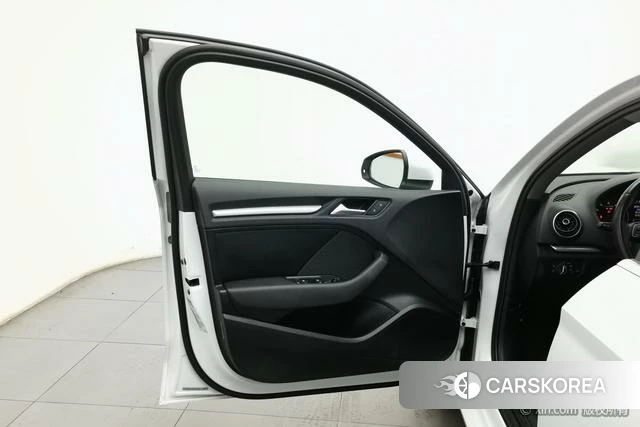 Audi A3 id 4210141 из Китая 9
