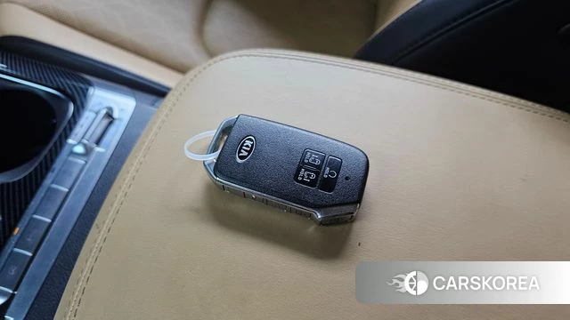 Kia Carnival 4th generation id 4429334 из Кореи 9