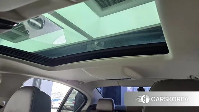 BMW 5 Series (G30) id 3703850 из Кореи 9