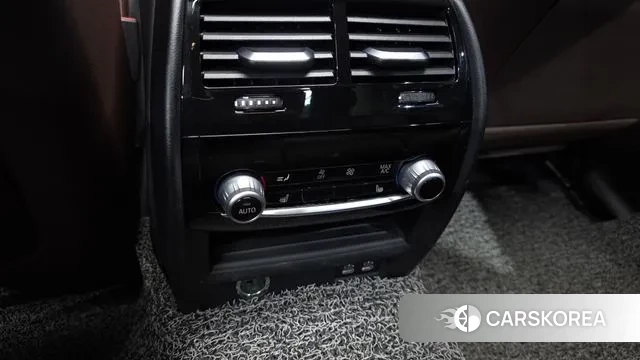 BMW 5 Series (G30) id 3587221 из Кореи 9