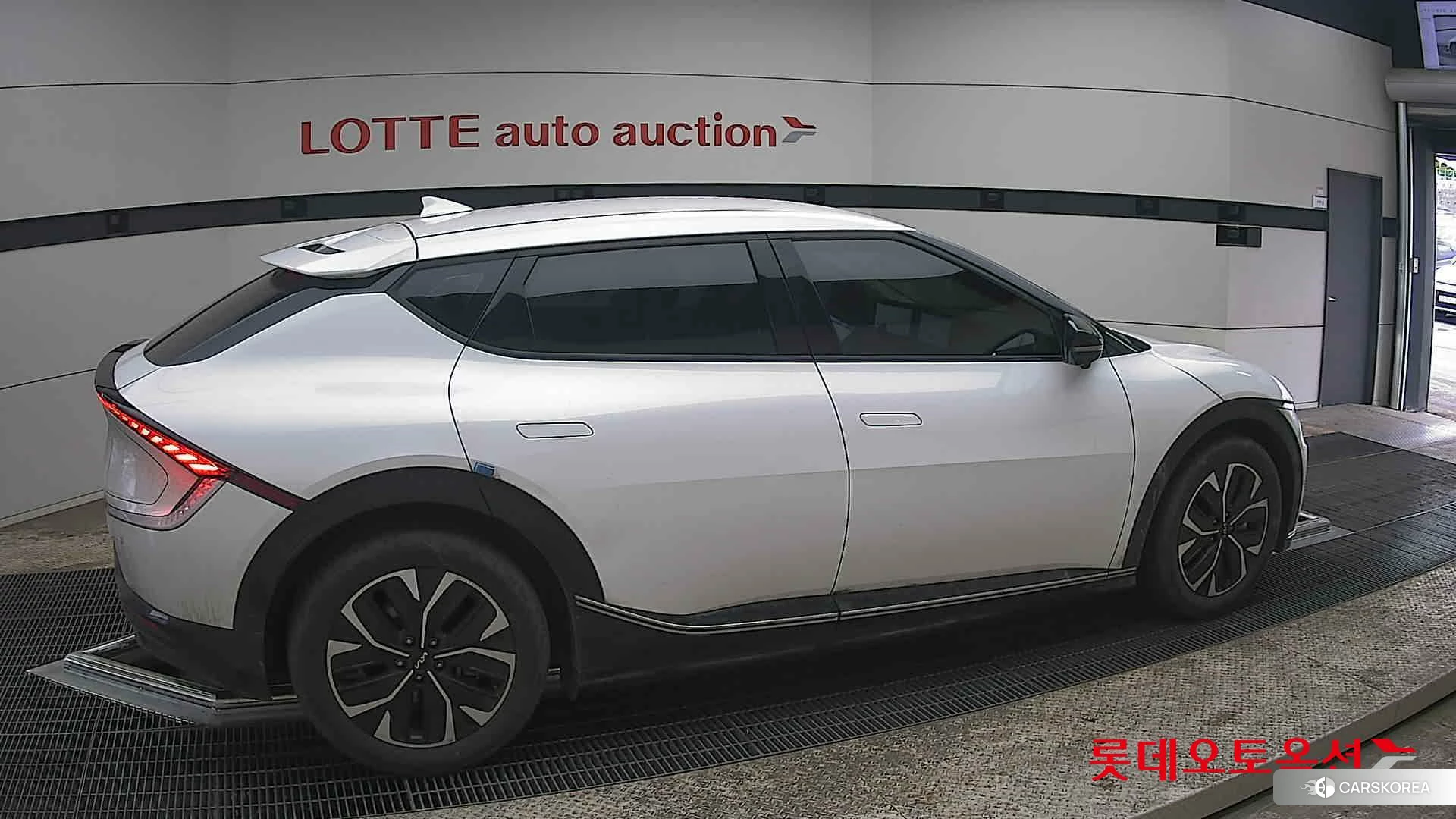 Kia EV6 id 3869403 из Кореи 9