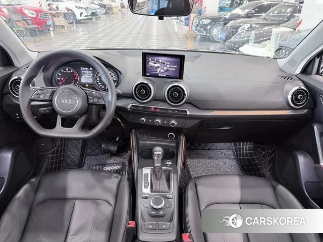 Audi Q2L id 4301152 из Китая 9