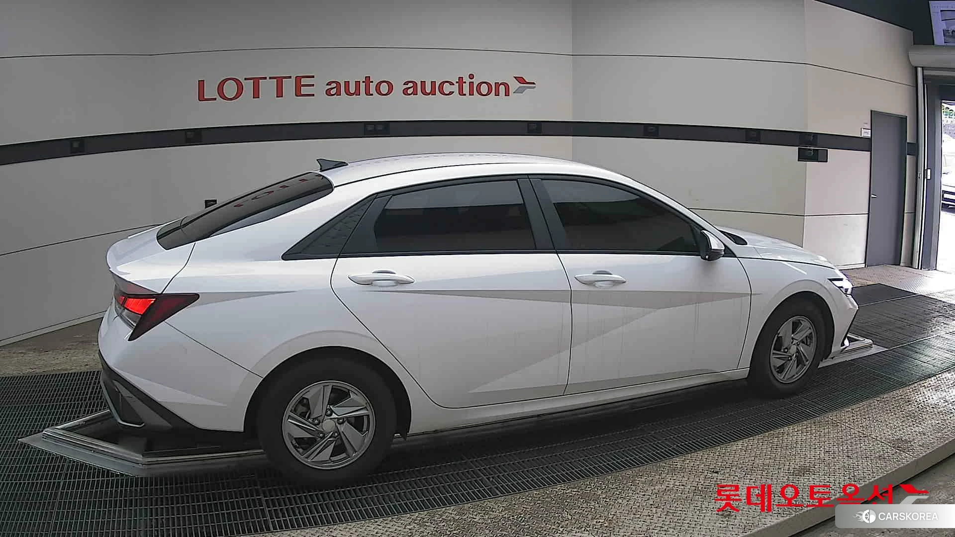 Hyundai Avante id 3875823 из Кореи 9