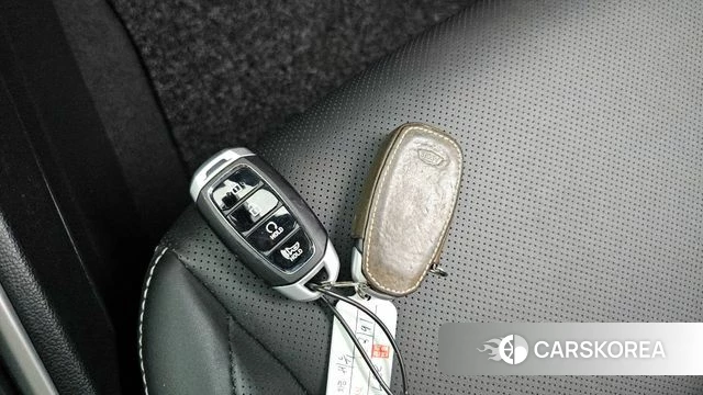 Hyundai Venue id 3903001 из Кореи 9
