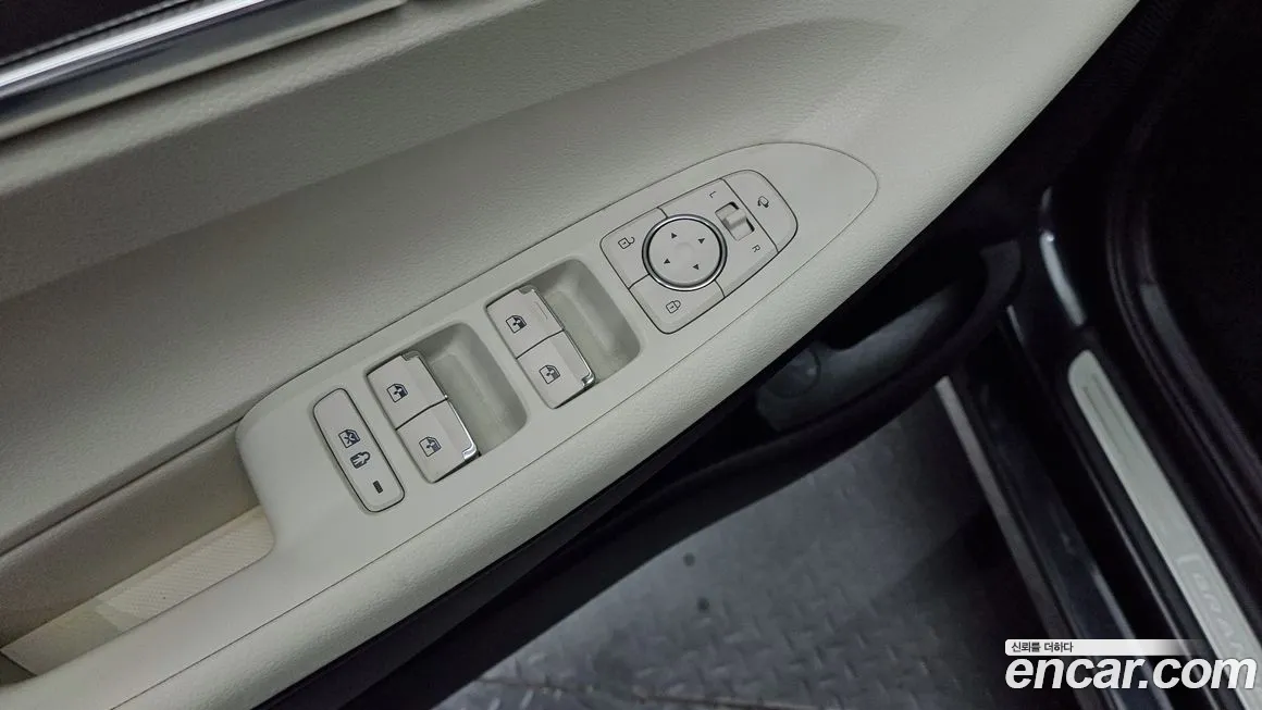 Hyundai The New Grandeur IG Hybrid id 1984208 из Кореи 9