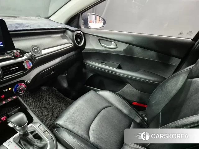 Kia Come New K3 id 3226864 из Кореи 9