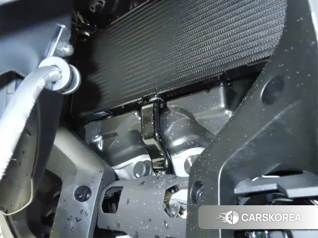 Honda X-ADV 750 id 4229649 из Японии 9