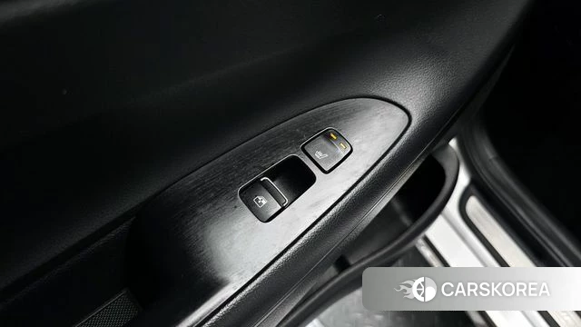 Hyundai The New Grandeur IG Hybrid id 3842505 из Кореи 9