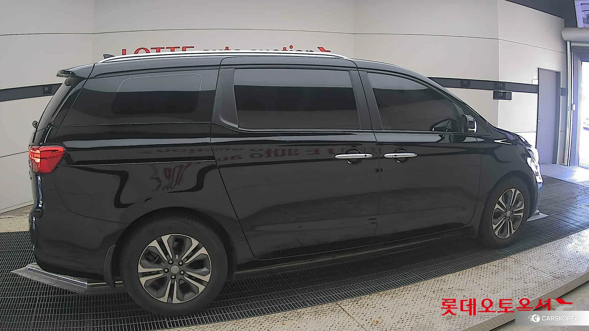 Kia Carnival id 4679358 из Кореи 9