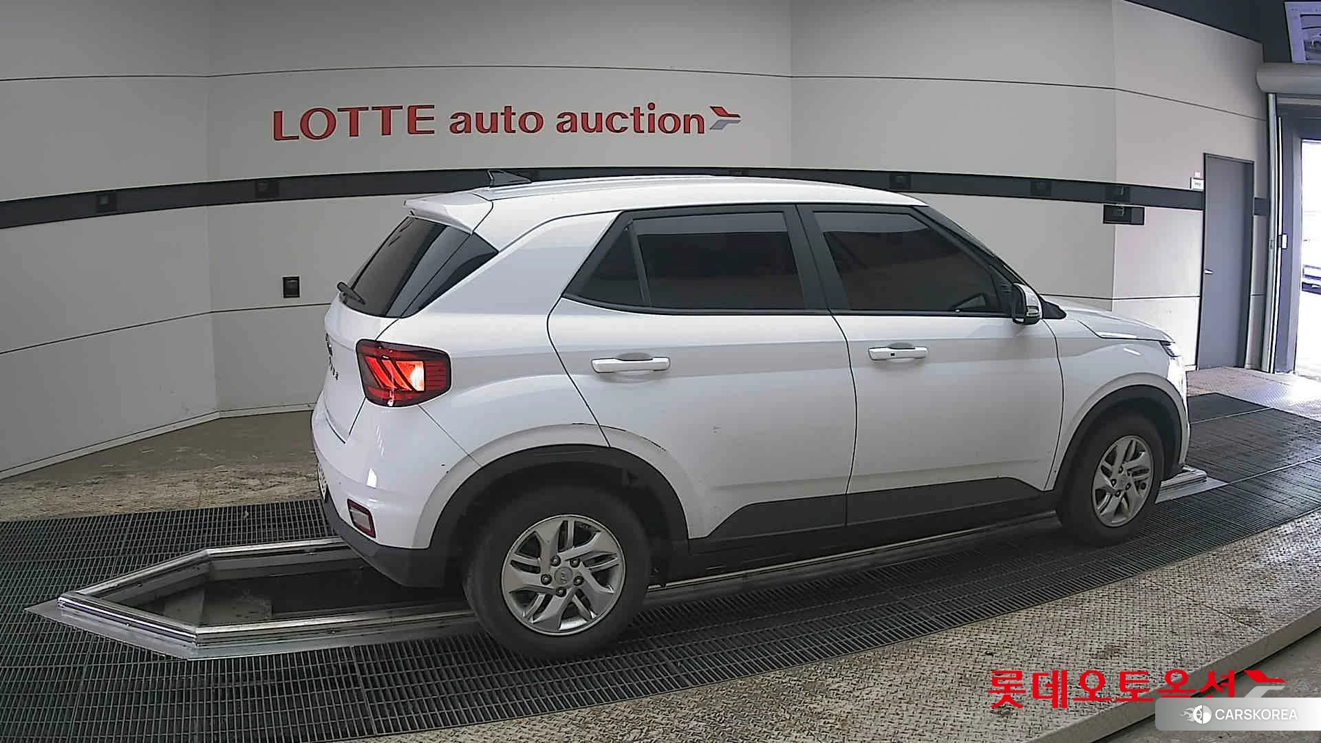 Hyundai Venue id 3888322 из Кореи 9