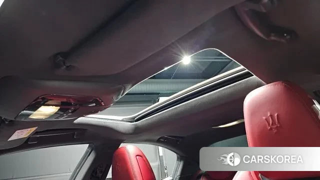 Maserati Ghibli id 3053443 из Кореи 9