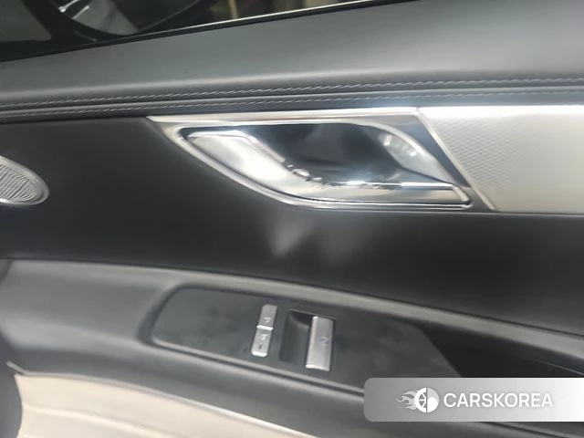Genesis GV80 id 4580348 из Кореи 9