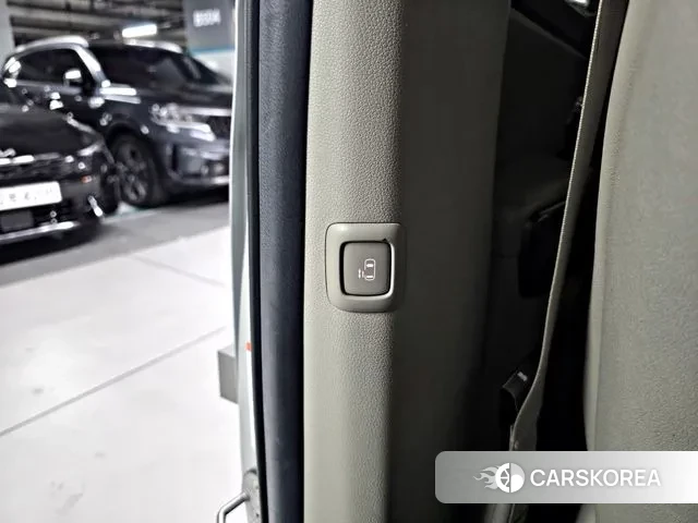 Kia The New Carnival id 3641222 из Кореи 9