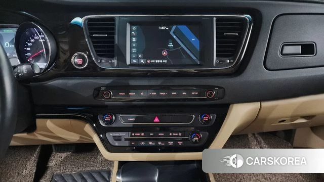 Kia The New Carnival id 4339705 из Кореи 9