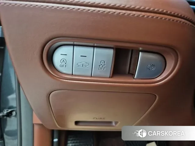 Genesis G90 (RS4) id 2973360 из Кореи 9