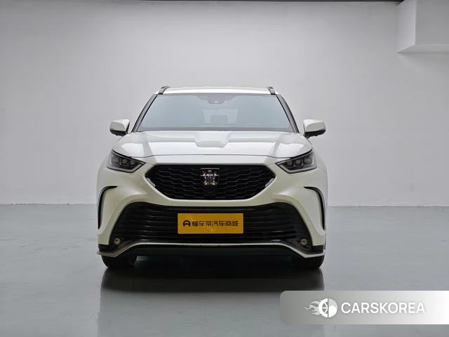 Toyota Crown Lufang id 4262017 из Китая 9