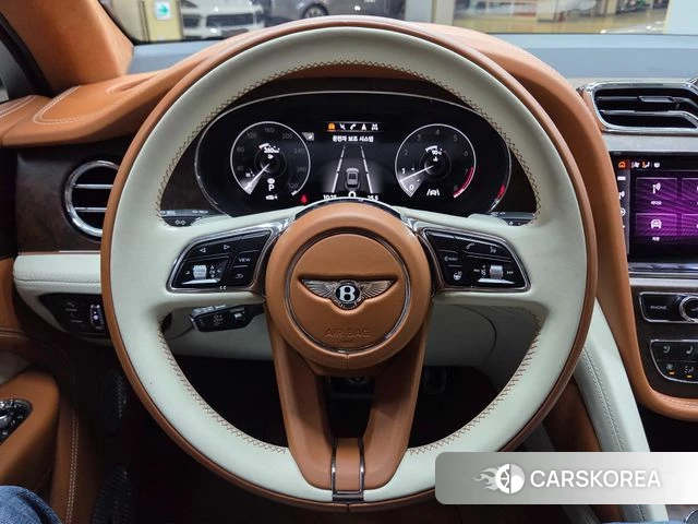 Bentley Bentayga id 4523849 из Кореи 9