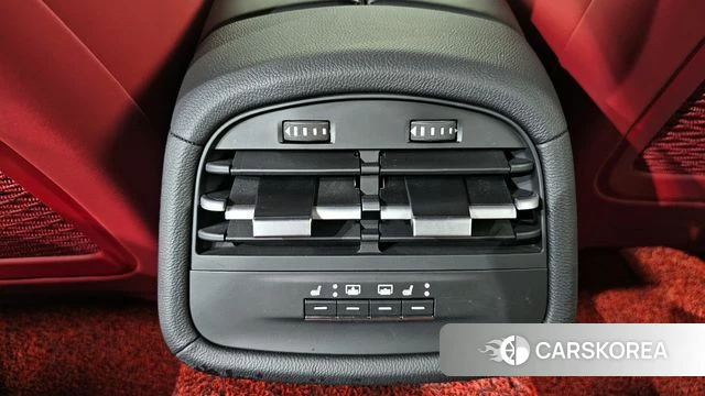 Maserati Ghibli id 3839159 из Кореи 9