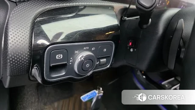 Mercedes-Benz A-Class W177 id 3765052 из Кореи 9