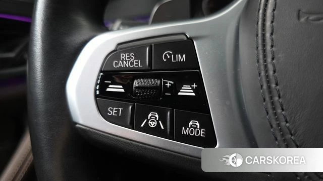 BMW 5 Series (G30) id 3859795 из Кореи 9