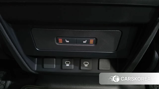 Land Rover Defender (L663) id 4474620 из Кореи 9