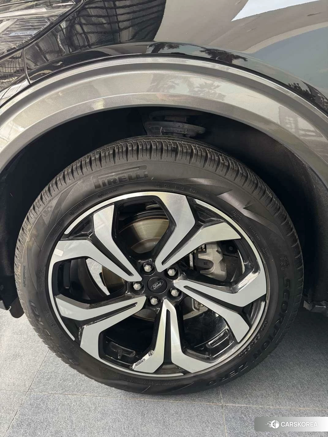 Ford Explorer id 4405771 из Китая 9