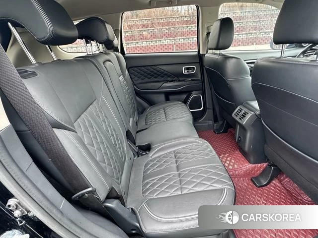 Mitsubishi  Outlander id 3944948 из Китая 9