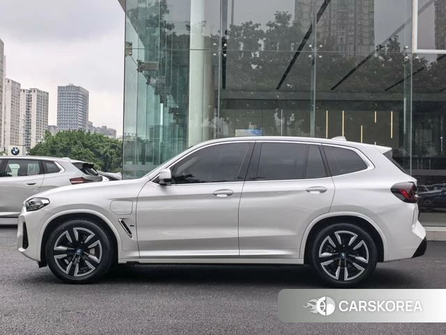 BMW iX3 id 4335732 из Китая 9