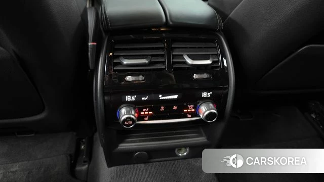 BMW 5 Series (G30) id 4781232 из Кореи 9