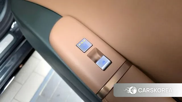 Hyundai Grandeur (GN7) id 3734904 из Кореи 9