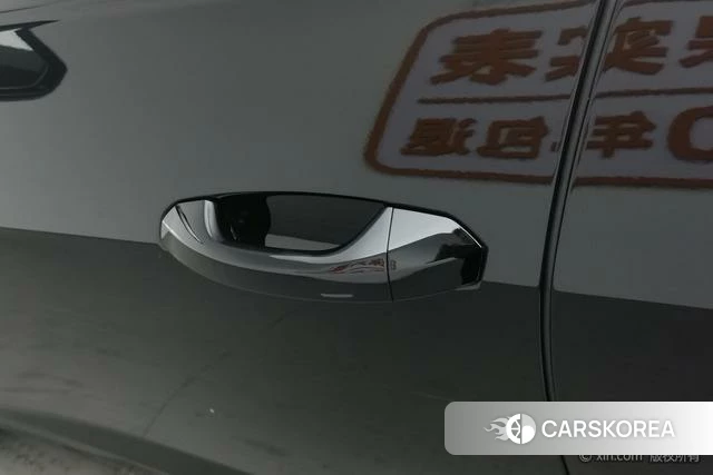 Audi A6L id 4272173 из Китая 9