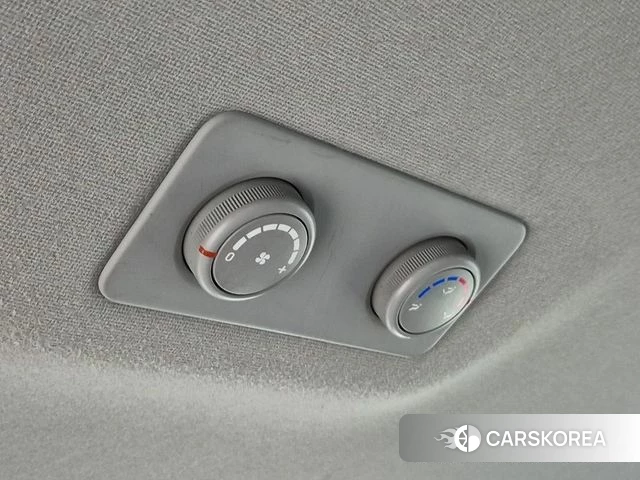 Hyundai The New Grand Starex id 3845683 из Кореи 9