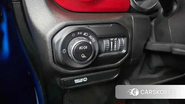 Jeep Gladiator (JT) id 3625676 из Кореи 9