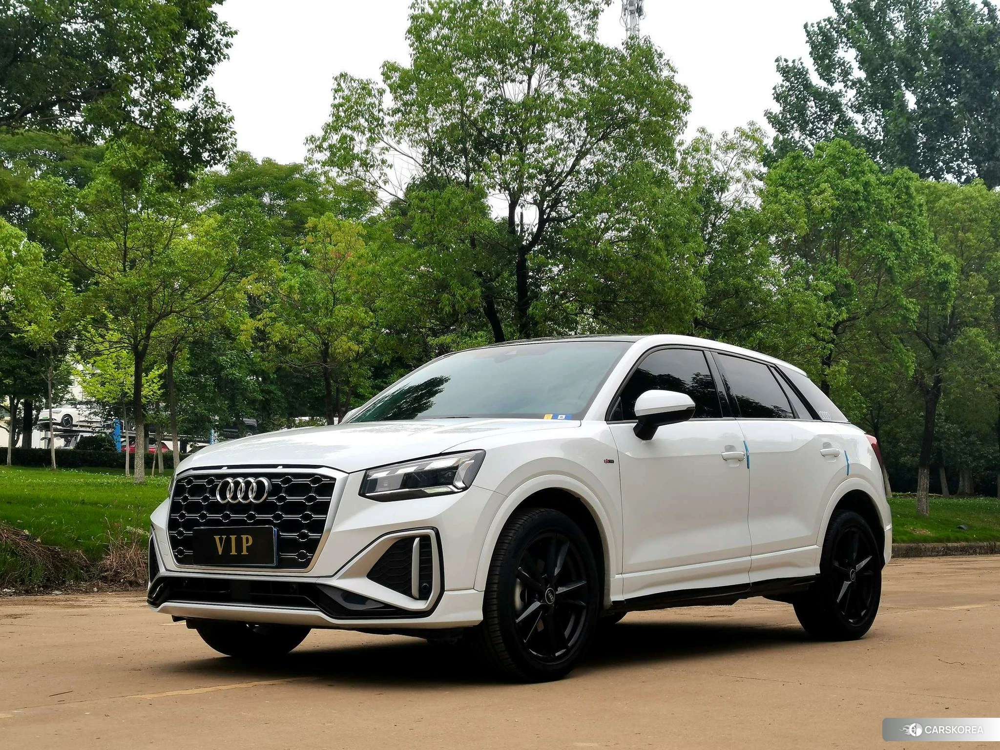 Audi Q2L id 4473383 из Китая 9