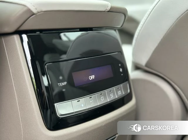 Roewe RX9 id 4211050 из Китая 9