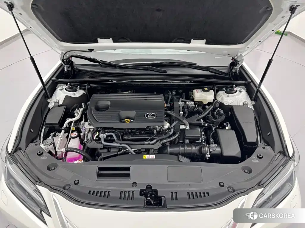 Lexus ES id 4629052 из Китая 9