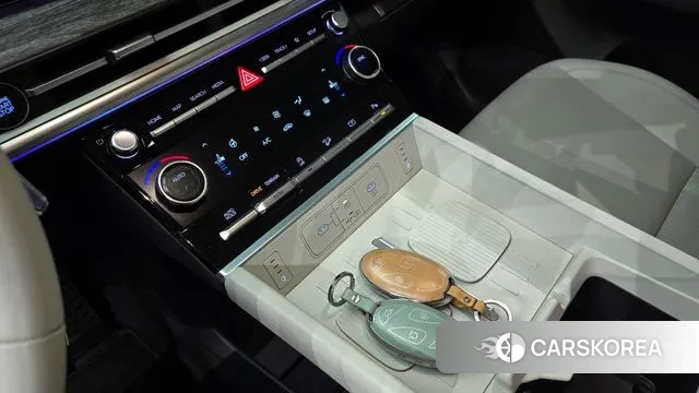 Hyundai Santa Fe (MX5) id 3763732 из Кореи 9