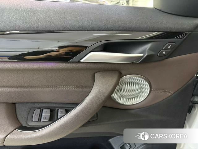 BMW X1 id 4265901 из Китая 9
