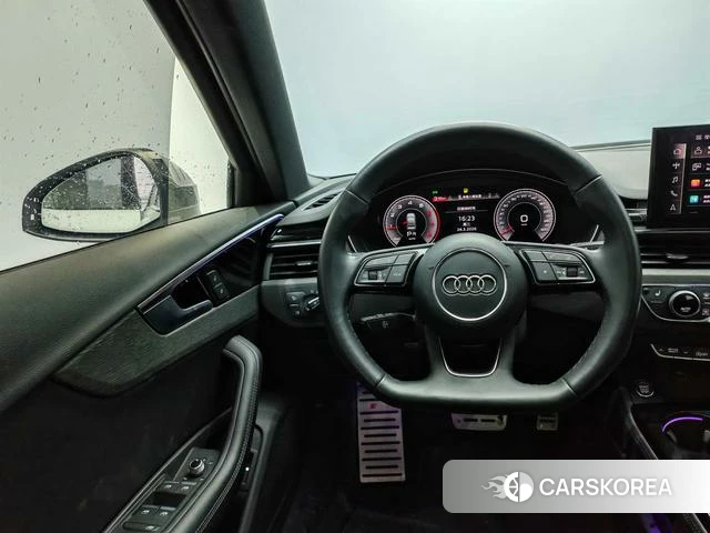 Audi A4L id 4290418 из Китая 9