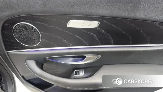 Mercedes-Benz E-Class W213 id 3717898 из Кореи 9