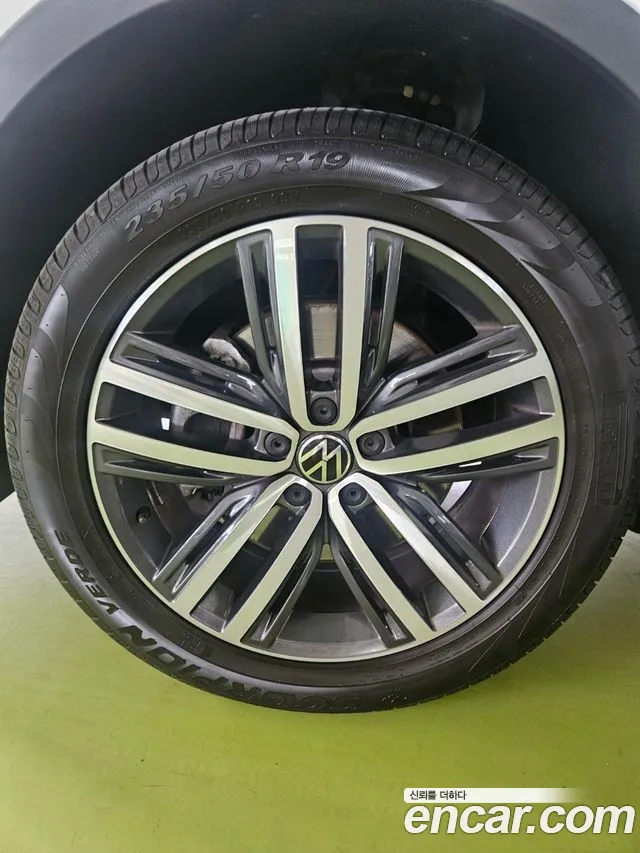 Volkswagen Tiguan Allspace id 2738100 из Кореи 9