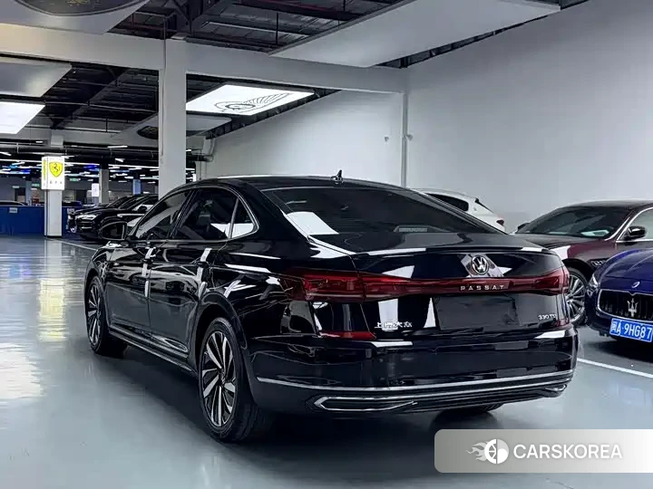 Volkswagen Passat id 4685982 из Китая 9