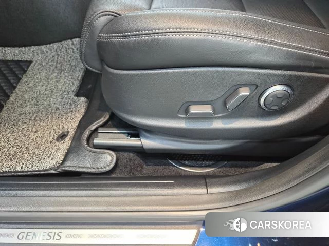 Genesis GV70 id 3904180 из Кореи 9