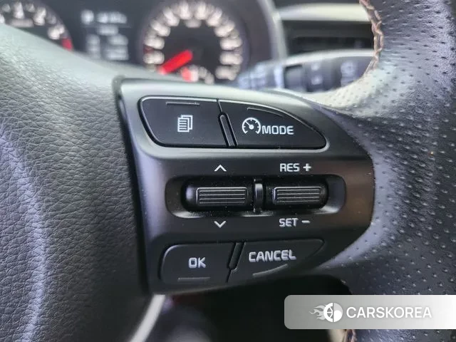 Kia Stonic id 3541529 из Кореи 9