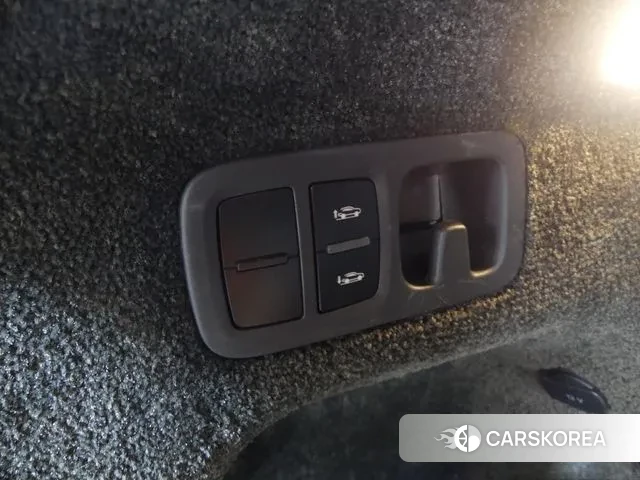 Bentley Bentayga id 3094429 из Кореи 9